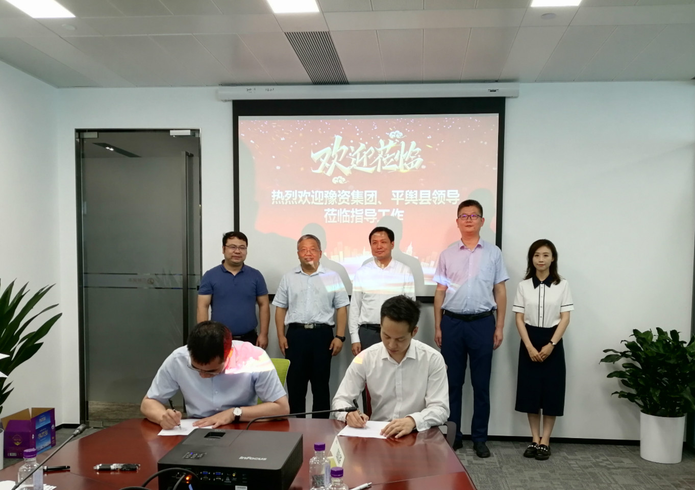 36b716e60ad79605d8e8df206d72e19.jpg 36b716e60ad79605d8e8df206d72e19.jpg